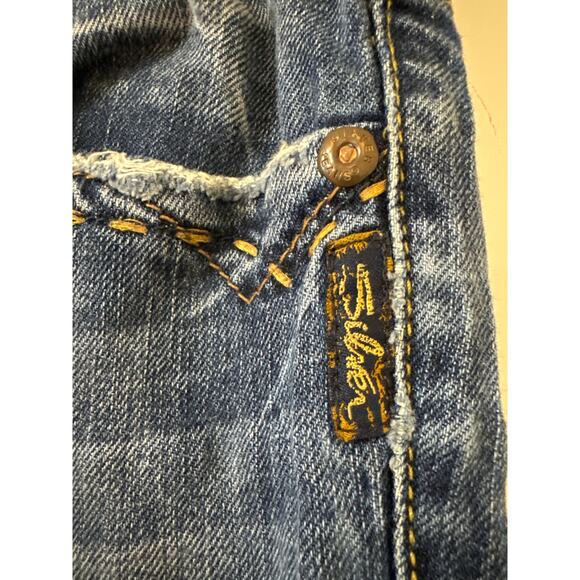 Silver Jeans, Suki Surplus 29/32 Distressed Flare Jeans - Picture 2 of 9